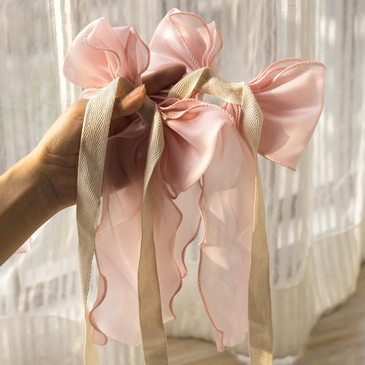 2pcs Silky Bow Curtain Tiebacks, Lace Ribbon Bowknot Curtain Straps, French Bow Ties Rope Holdbacks Accessories for Weddings Home Bedroom Office Decorations- Pink