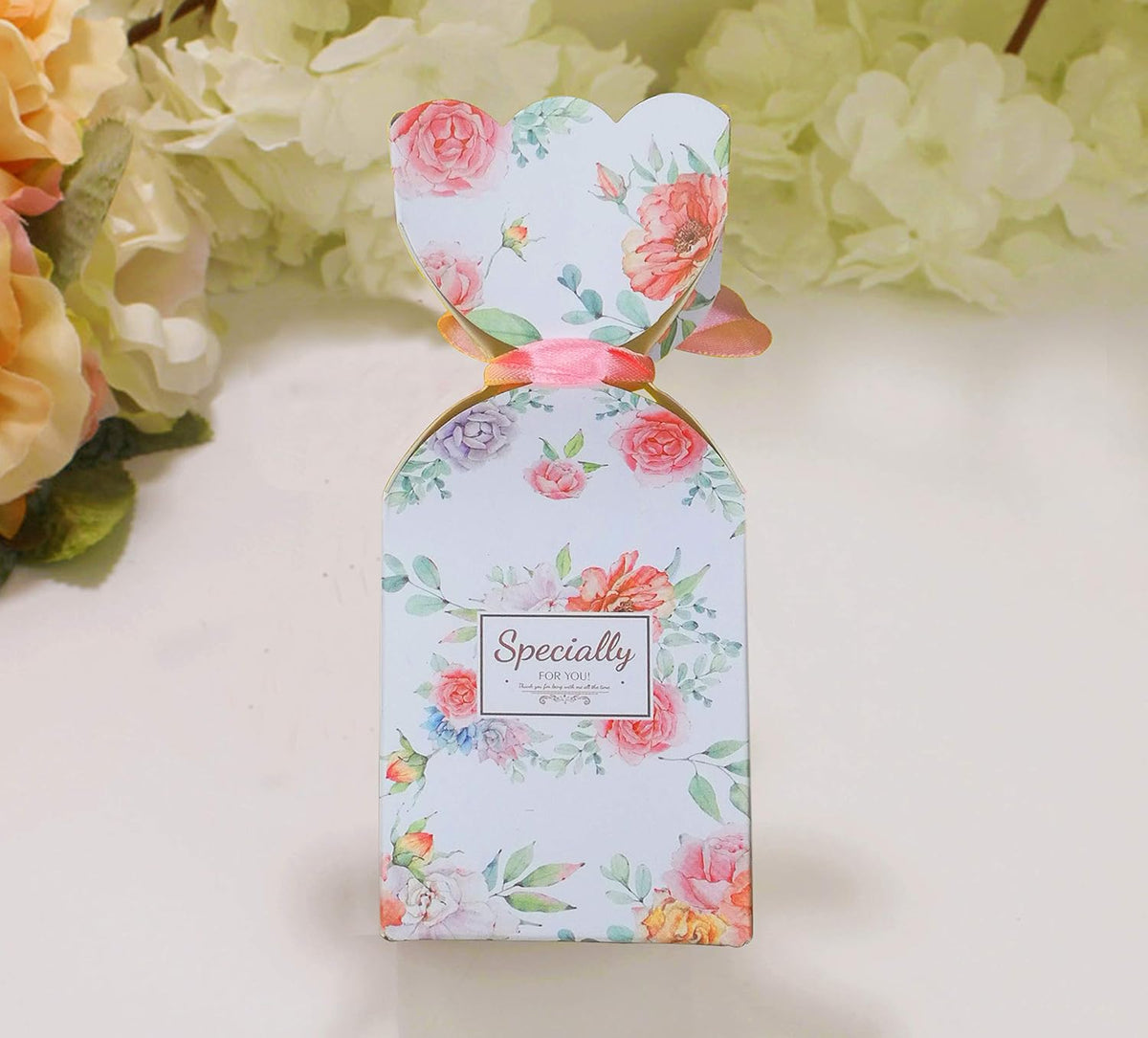 50 Pcs Floral Pattern Candy Boxes Wedding Birthday Party Favor Gift Box with 50pcs Light Pink Ribbon