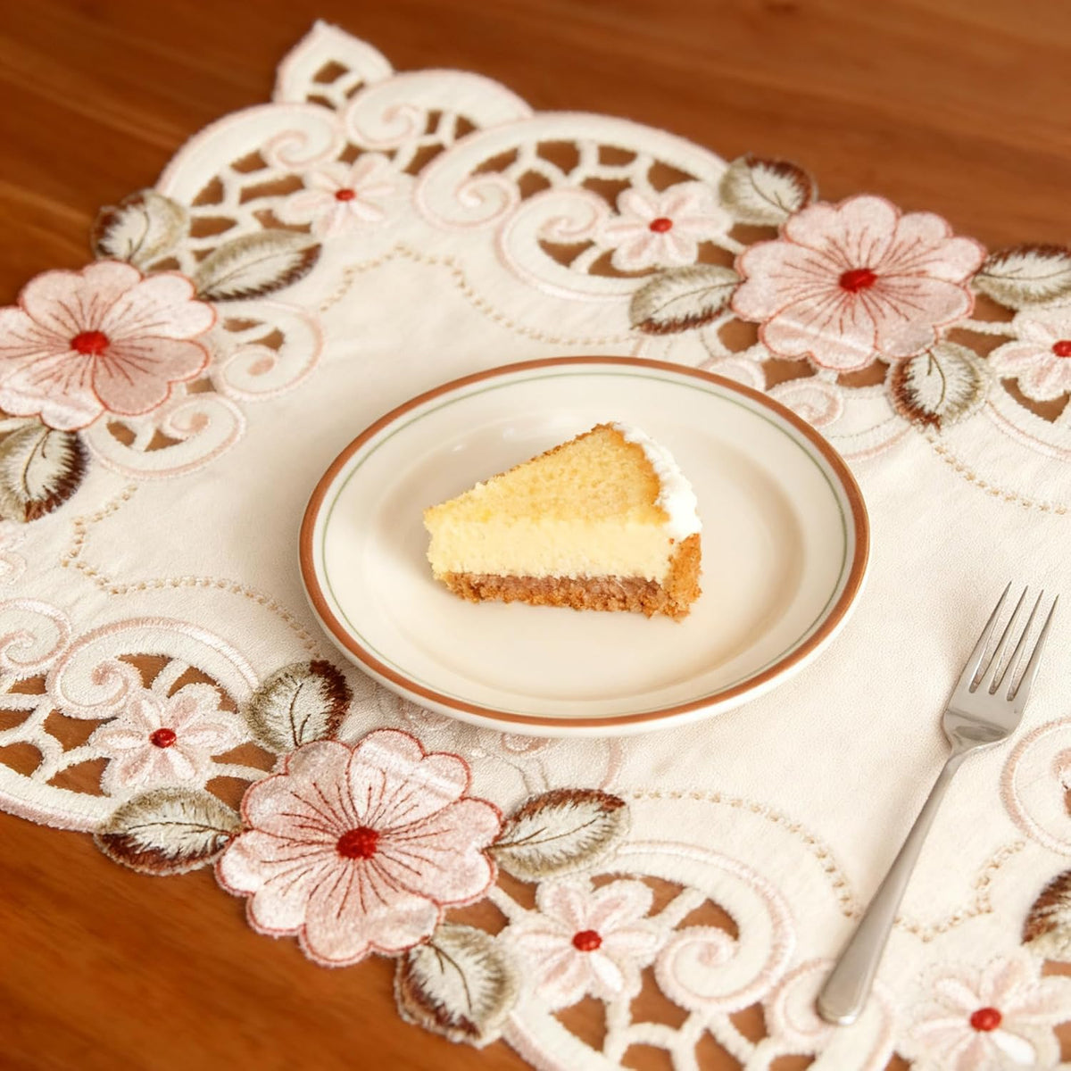 Embroidery Pink Flower Placemats Set of 4, 17" X 11" Rectangular Classic Lace Beige Lunchmat Place Mats Home Decoration Party Kitchen Dining Restaurant Table Mats