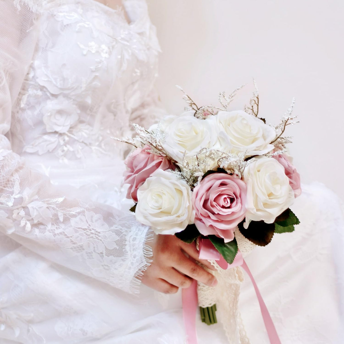 9 Inch Dusty Pink Wedding Bouquets for Bride Bridesmaid, Artificial Fake Roses Flowers Champagne Ivory Pastel Pink Bridal Bouquet Spring Fall Boho Rustic Wedding Decoration Toss Bouquet Prom