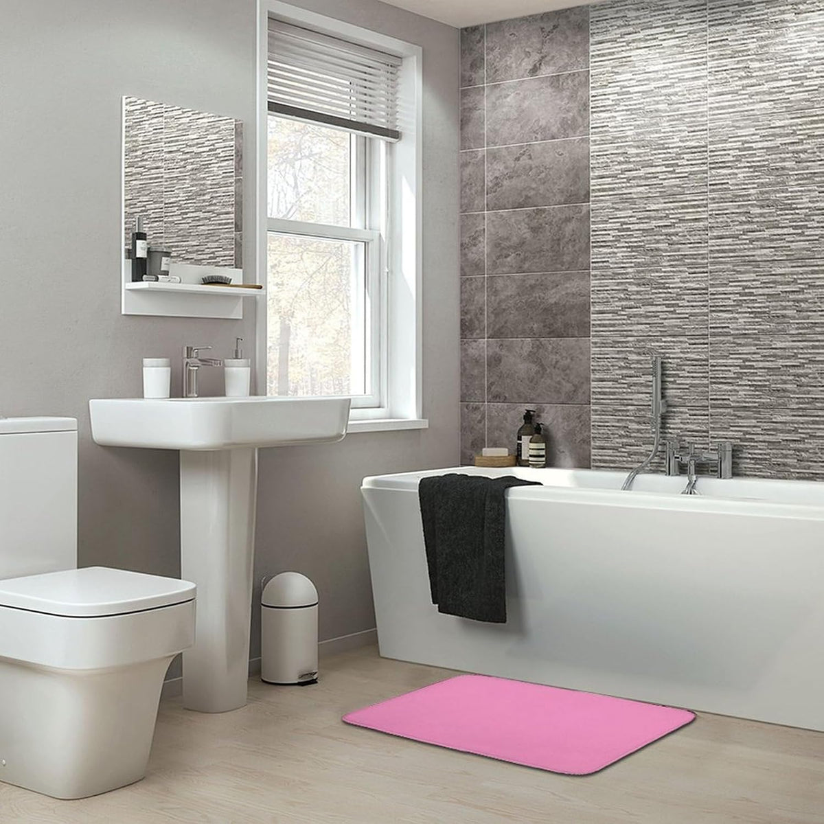 Light Pink Elegant Simple Bathroom Rug, Non Slip & Soft Absorbent Bath Mat Carpets for Bathroom 16" x 24"