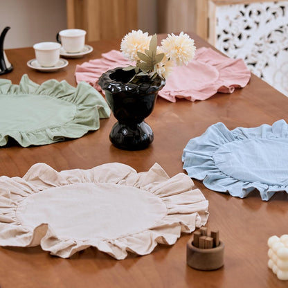 15 Inch Boho Pink Cotton Placemats Set of 4, Round Ruffles Place Mats Washable Table Mats for Kitchen Dining Party Table Decor (Pink,Diameter 15")