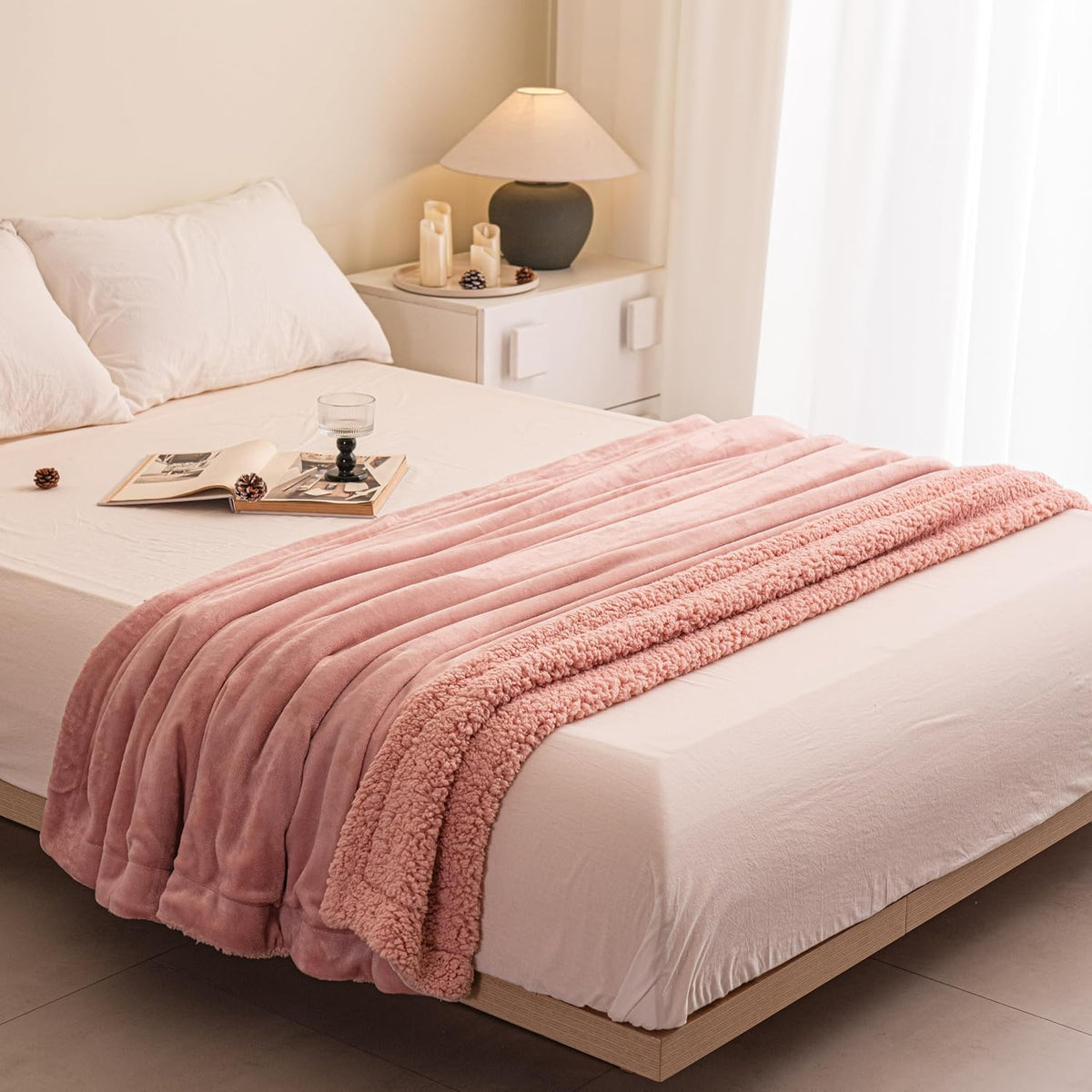 Sherpa Throw Blanket for Couch Sofa, Super Soft Cozy Fuzzy Plush Fleece Reversible Thick Warm Blanket for Winter, Bed, Pink Solid 50 * 60 Inch