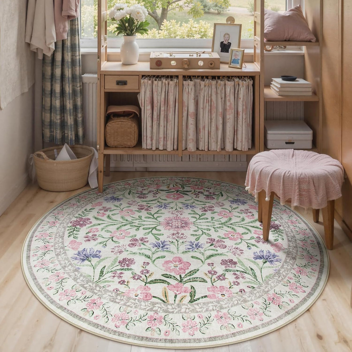 Floral Washable Round Rugs 6ft, Purple Circle Rugs for Bedroom Girls Dorm, Ultra-Thin Non Slip Boho Carpet for Nursery Girls Room Decor Living Room Playroom, Light Purple/Pink