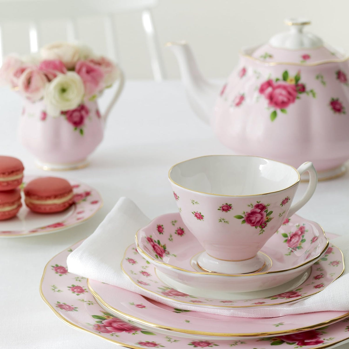 New Country Roses Pink Teacup & Saucer Set