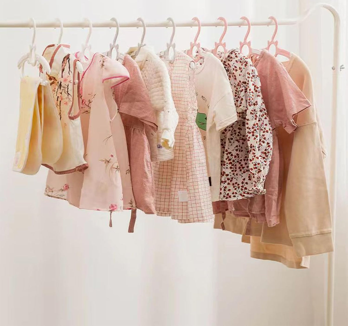 Baby Hangers,50Pack Space Saving Kids Hangers Pink