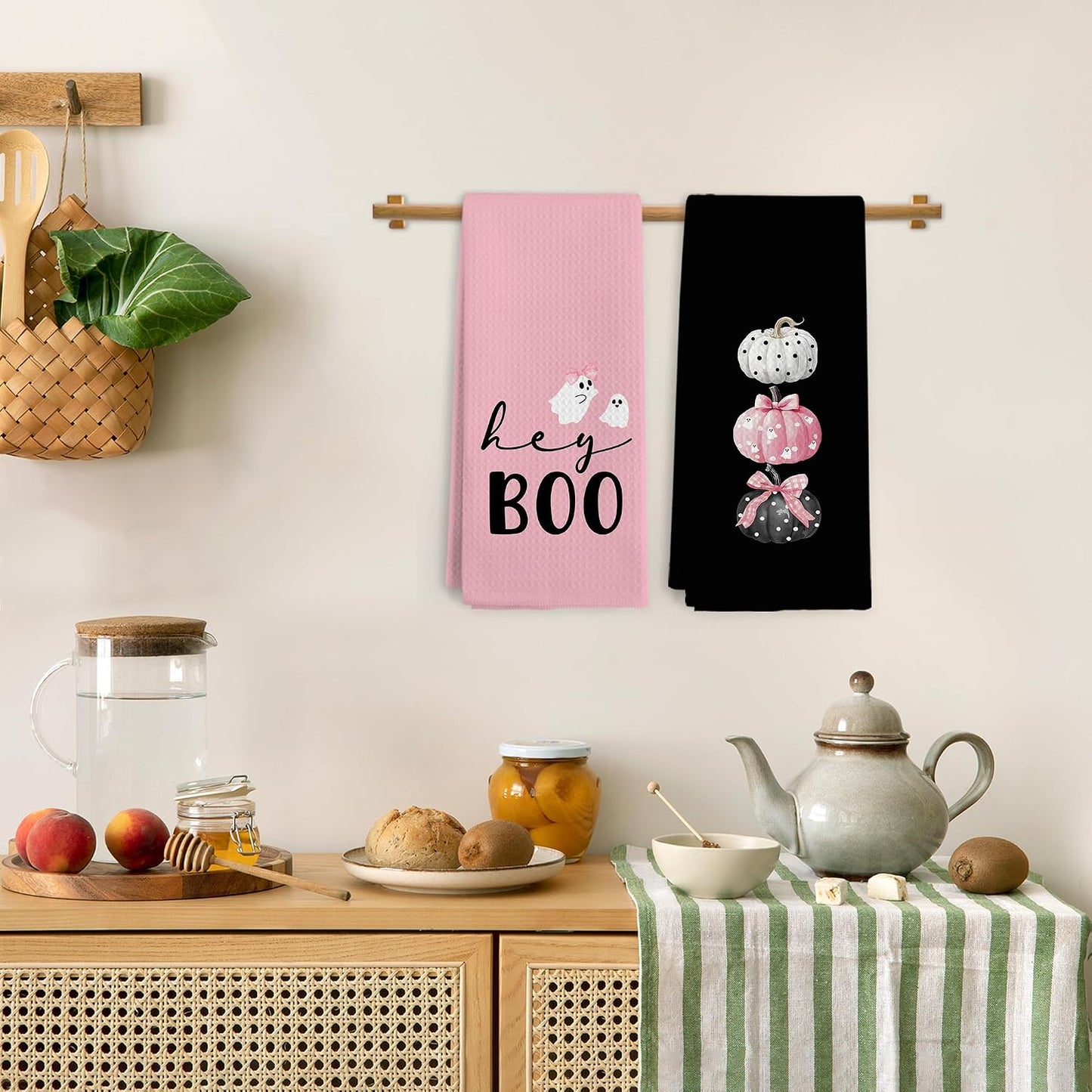 Pink Black Halloween Fall Hand Towels for Bathroom, Coquette Pink Ghost Pumpkin Kitchen Towels, Cute Ghost Boo Dish Tea Towel for Kitchen, Girly Halloween Decor, 16x24 Inch