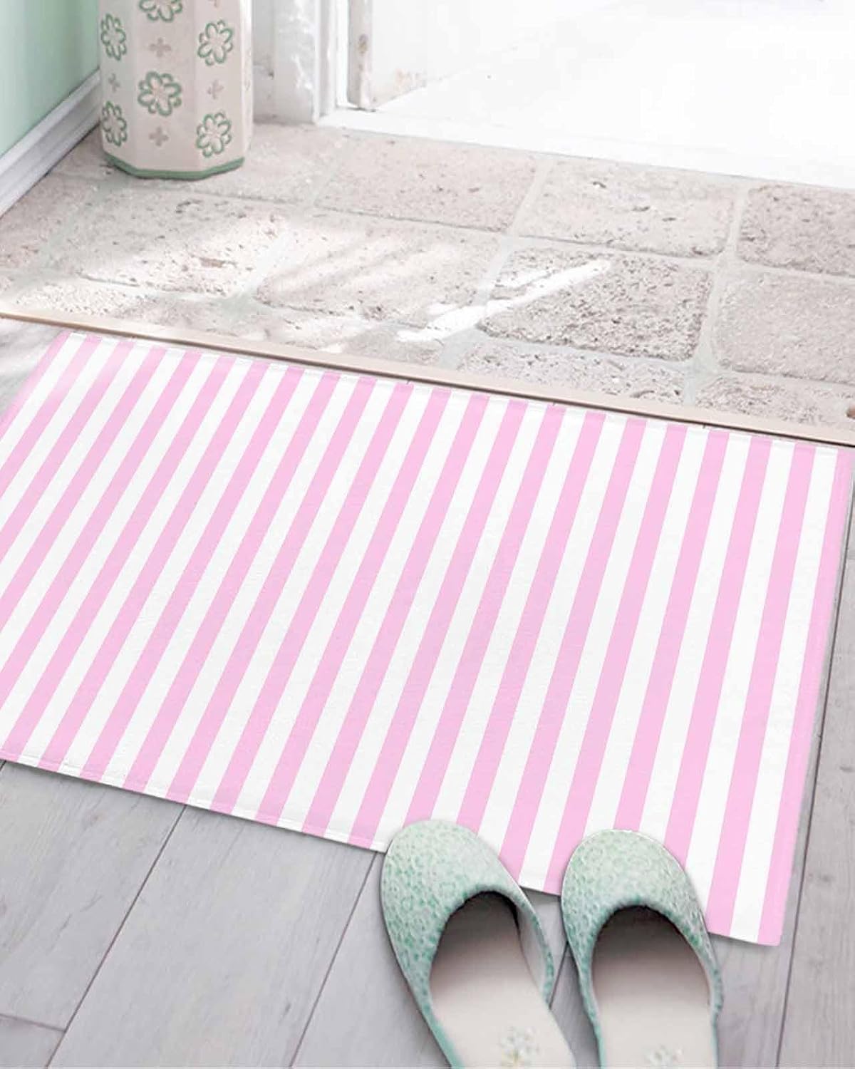 Bathroom Rug Bath Mat,Pink Stripes Minimalist Art Absorbent Non Slip Soft Microfiber Shaggy Plush Bath Rugs for Shower,Romantic Style 16"x24"