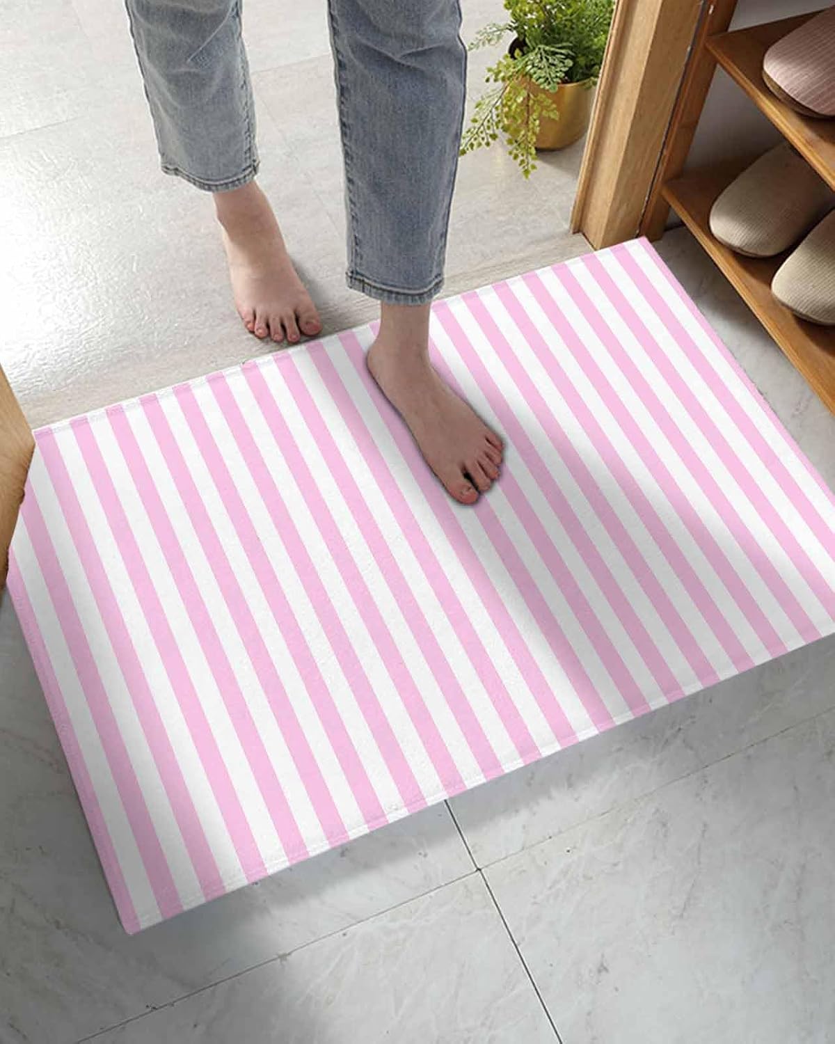 Bathroom Rug Bath Mat,Pink Stripes Minimalist Art Absorbent Non Slip Soft Microfiber Shaggy Plush Bath Rugs for Shower,Romantic Style 16"x24"