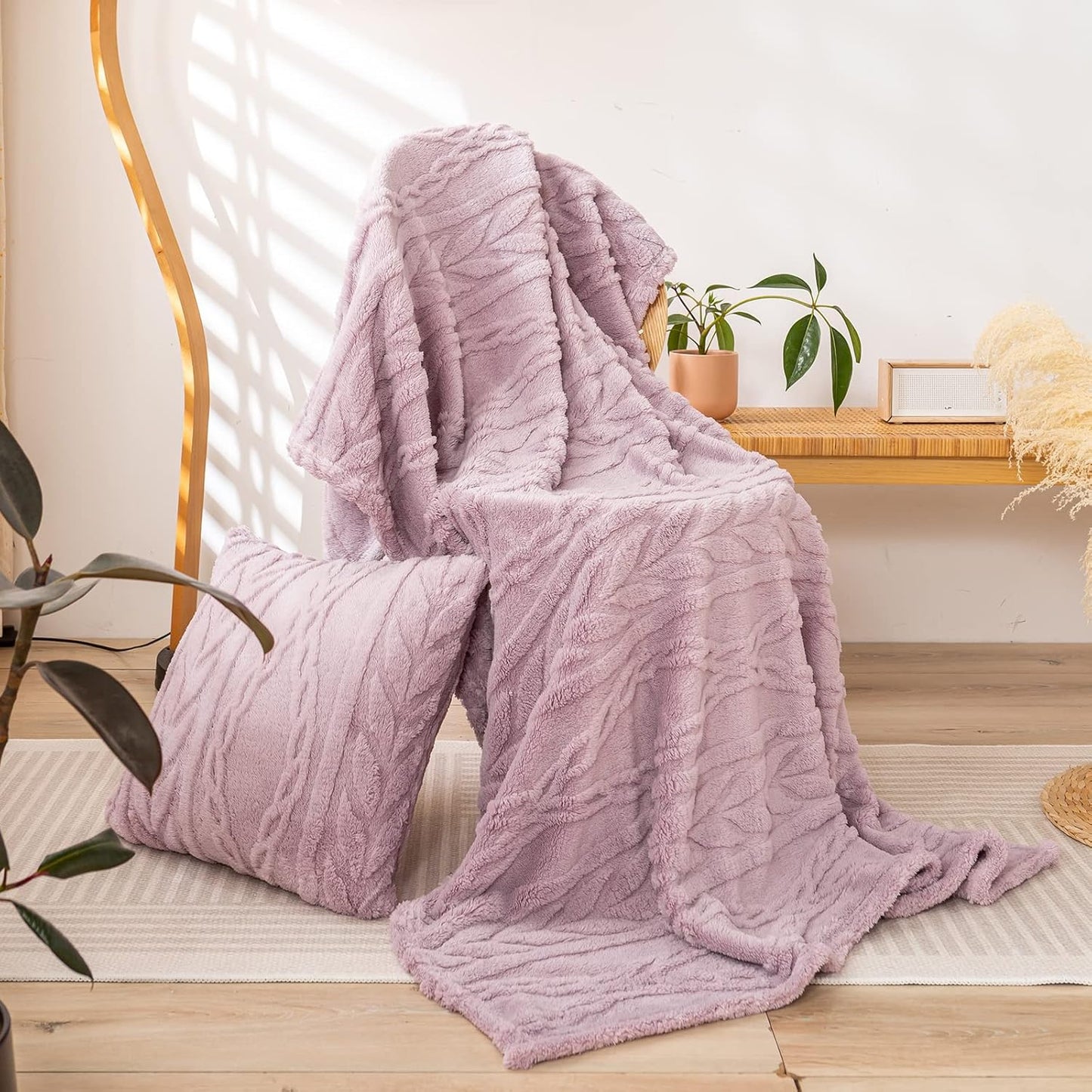 Sherpa Large Throw Blanket Single Layer,Light Weight(1.7lb),320GMS-3D Stylish Design for Gift Home Decor (Rose Pink,50"x65")