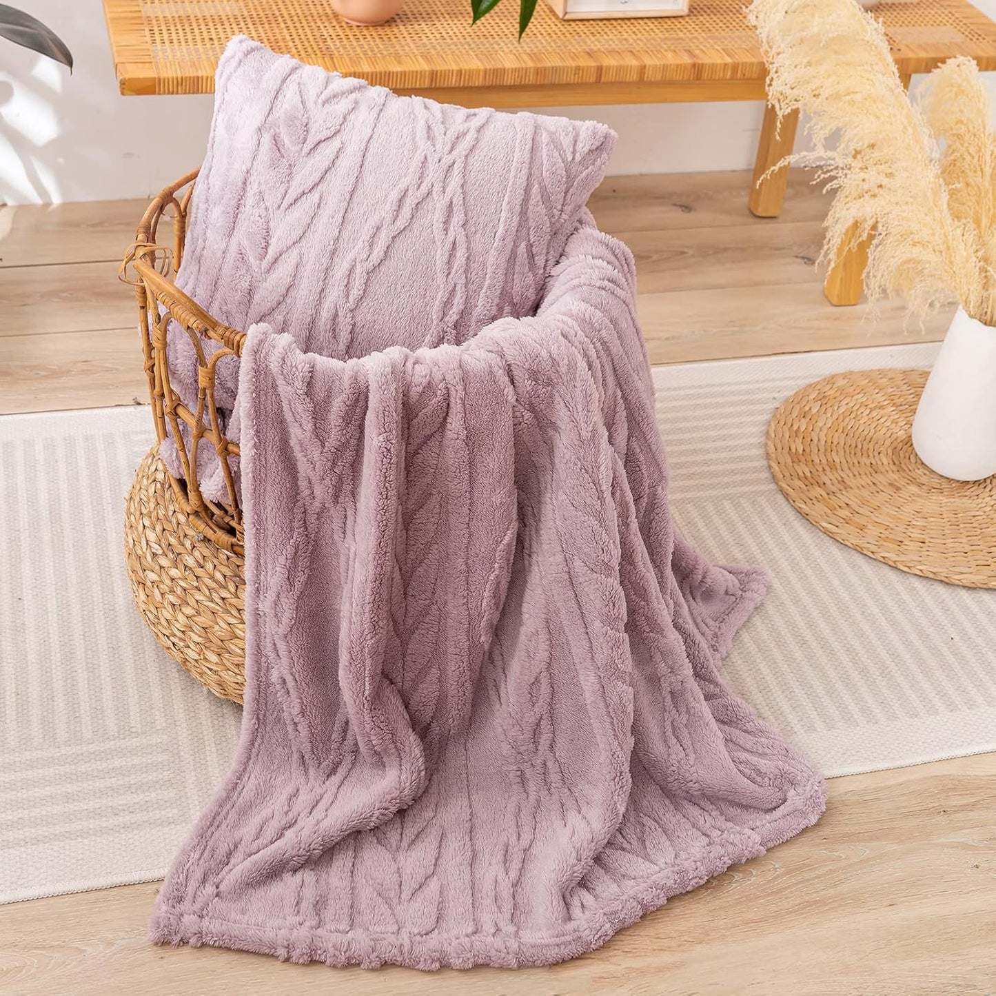 Sherpa Large Throw Blanket Single Layer,Light Weight(1.7lb),320GMS-3D Stylish Design for Gift Home Decor (Rose Pink,50"x65")