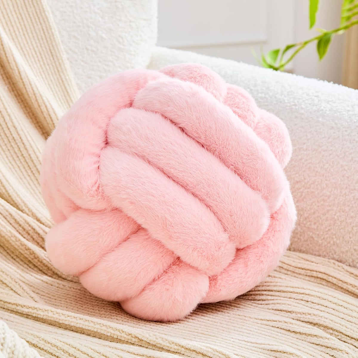 Knot Pillow Ball Home Decorative Pillows Round Throw Pillow with Faux Rabbit Fur Handmade Knotted Plush Pillow Aesthetic Room Decor Round Boucle Pillow Cushion (Pink, 8.6 Inch)
