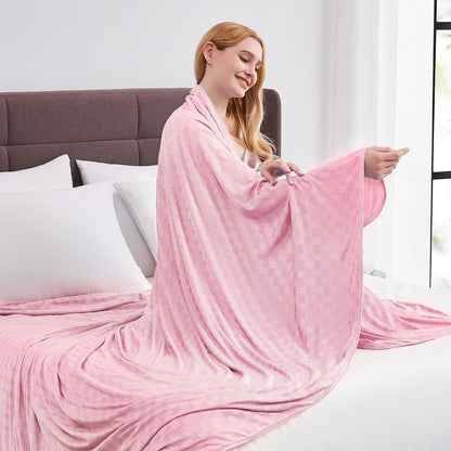 Topcee Cooling Blanket, Summer Cooling Blankets for Hot Sleepers, Arc-Chill Q-Max>0.5 Cool Fiber, Oeko-TEX 100% Certified, Soft, Breathable, Double-Side Bed Throw,Keep Cool for Adults Kids 90"x108"