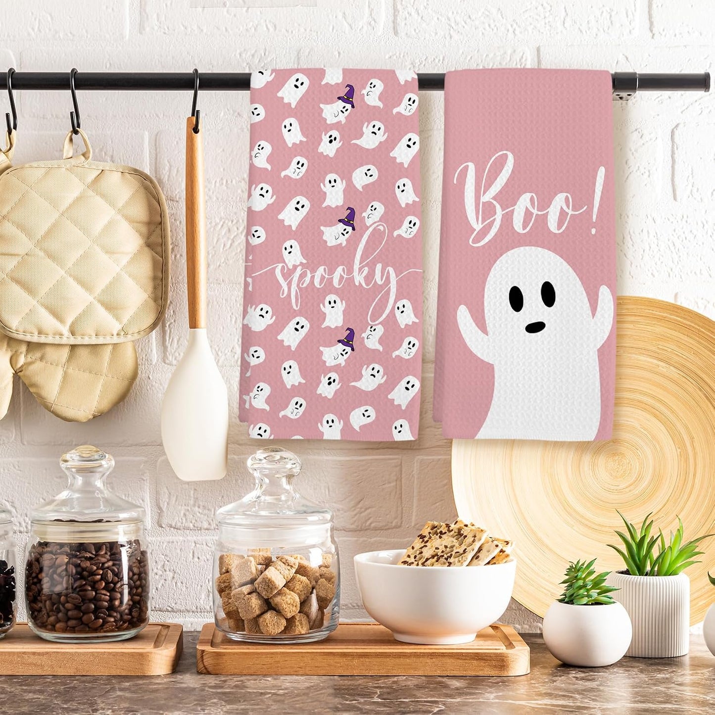 Pink Halloween Ghost Kitchen Towel Set of 2, Spooky Ghost Hand Towel