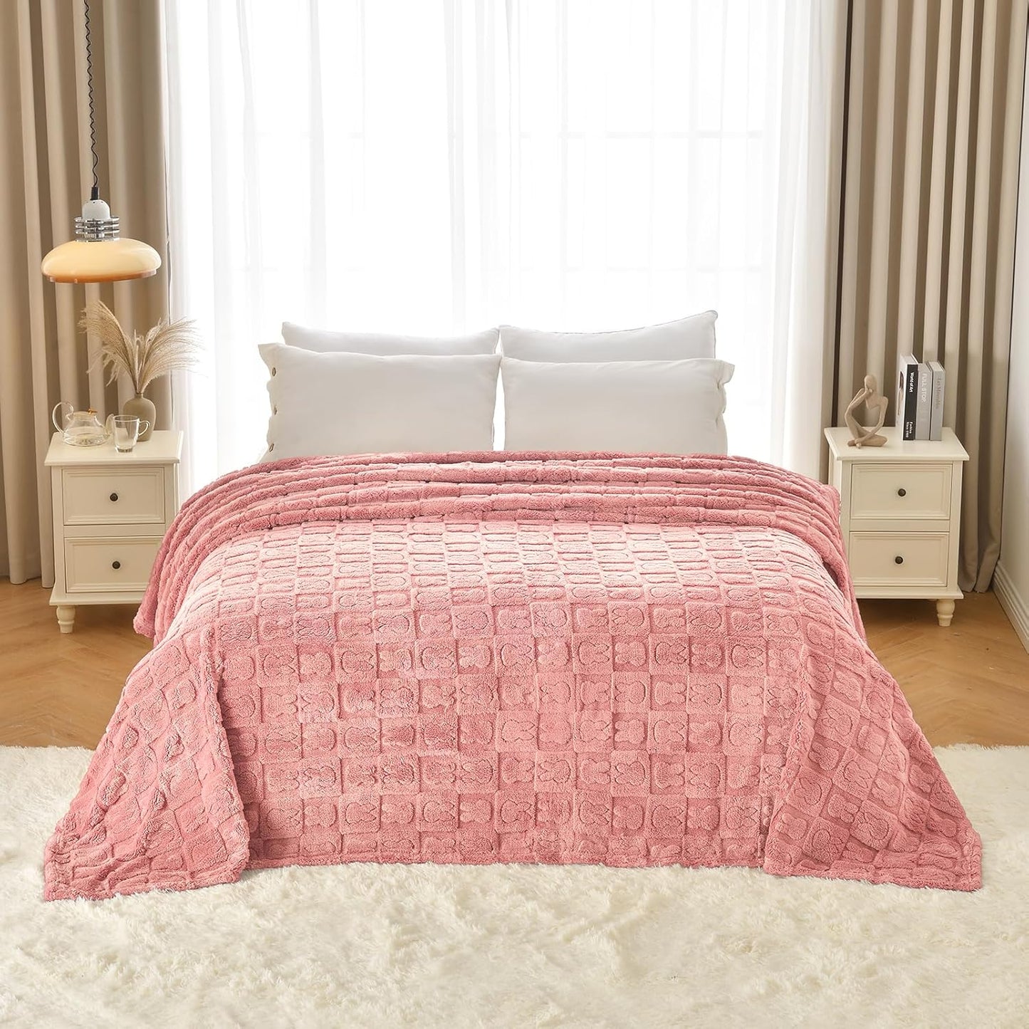Bunny Checkered Throw Blankets,Soft Warm Blankets for Lover Women Men Friends Gifts Pets,Lightweight Fuzzy Blanket for Couch Sofa Bed Travel and Camping(Pink,90"x90")