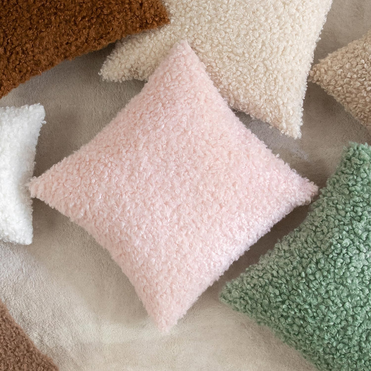 Pack of 2 Faux Fur Throw Pillow Covers Decorative Sherpa Boucle Pillow Covers Fuzzy Soft Pillowcases Sheepskin Fleece Cushion Case for Couch Sofa Bed Living Room 18x18 Inch Pink