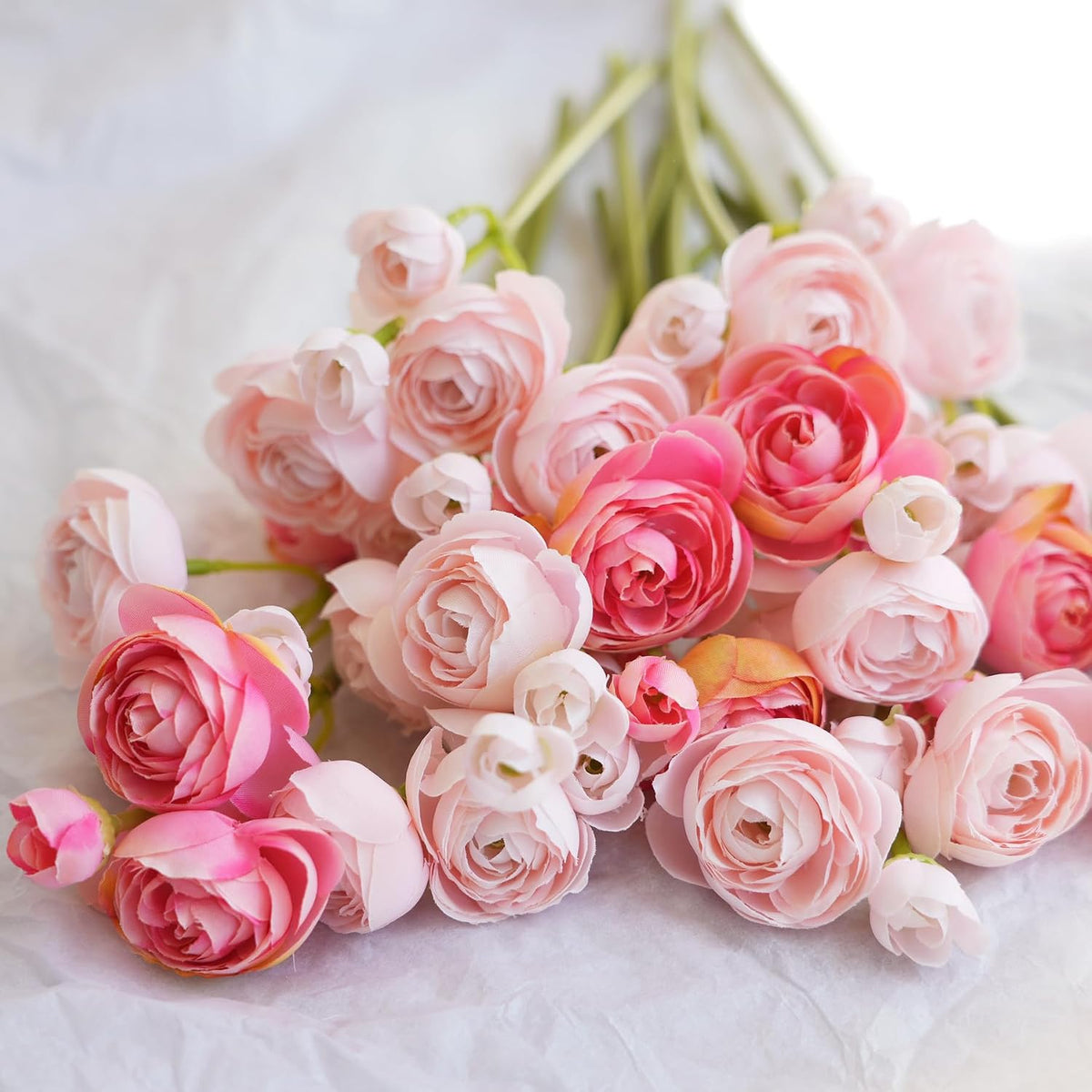 18 Pcs Ranunculus Artificial Flowers Peach Faux Ranunculus Flowers Mini Real Touch Pink Ranunculus Flowers for Wedding DIY Bouquets Home Decor Arrangements
