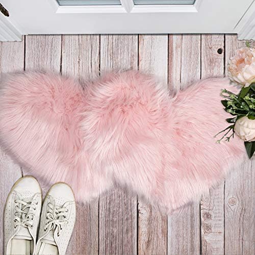 2 Pack Small Heart Shaped Faux Fur Rug, Pink