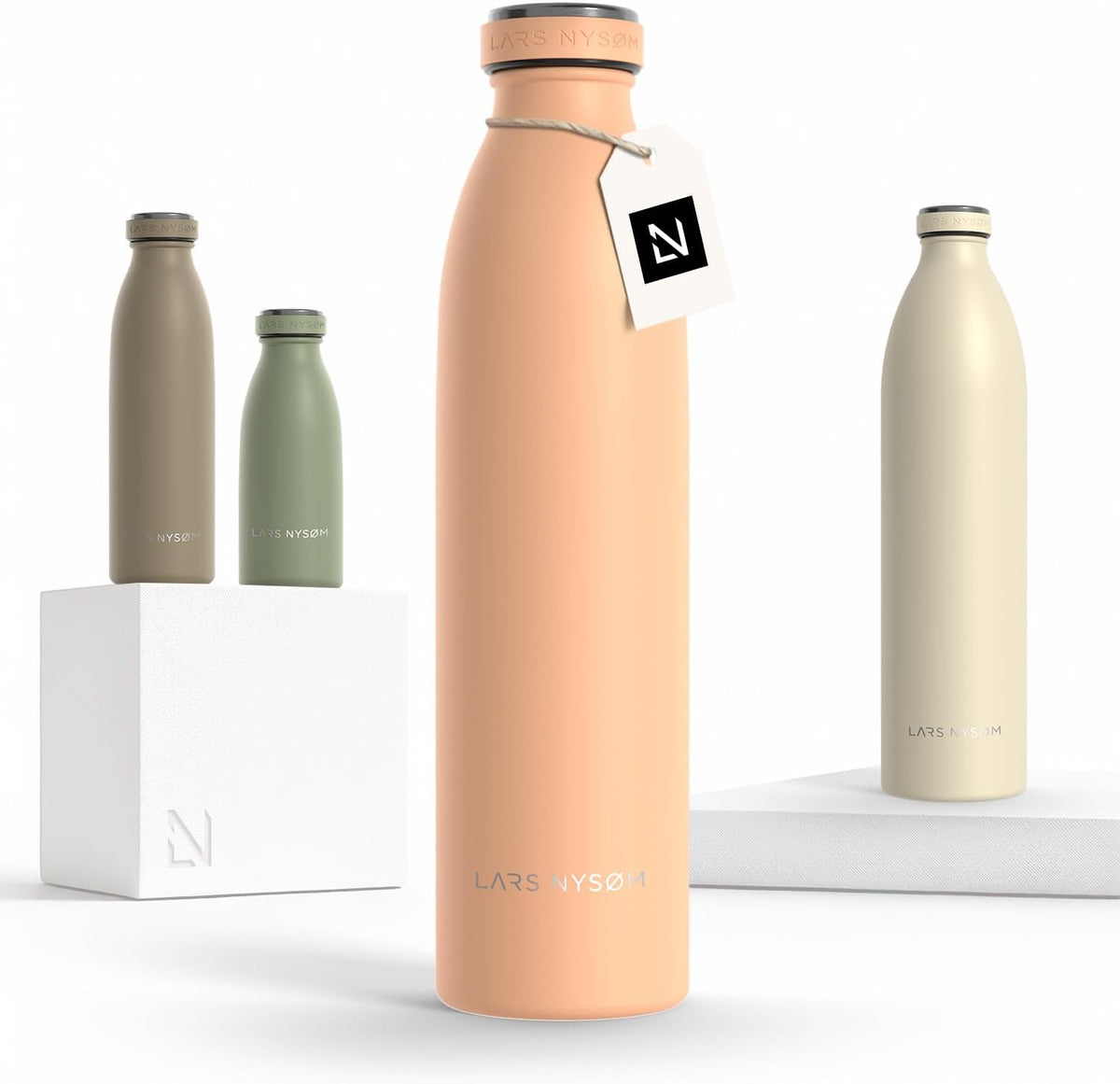LARS NYSØM Stainless Steel Insulated Water Bottle 12oz 17oz 25oz 34oz 51oz | Insulated Thermo Flask for Hot and Cold Beverages | Leakproof Drinking Bottle (Creamy Peach, 25.4oz)