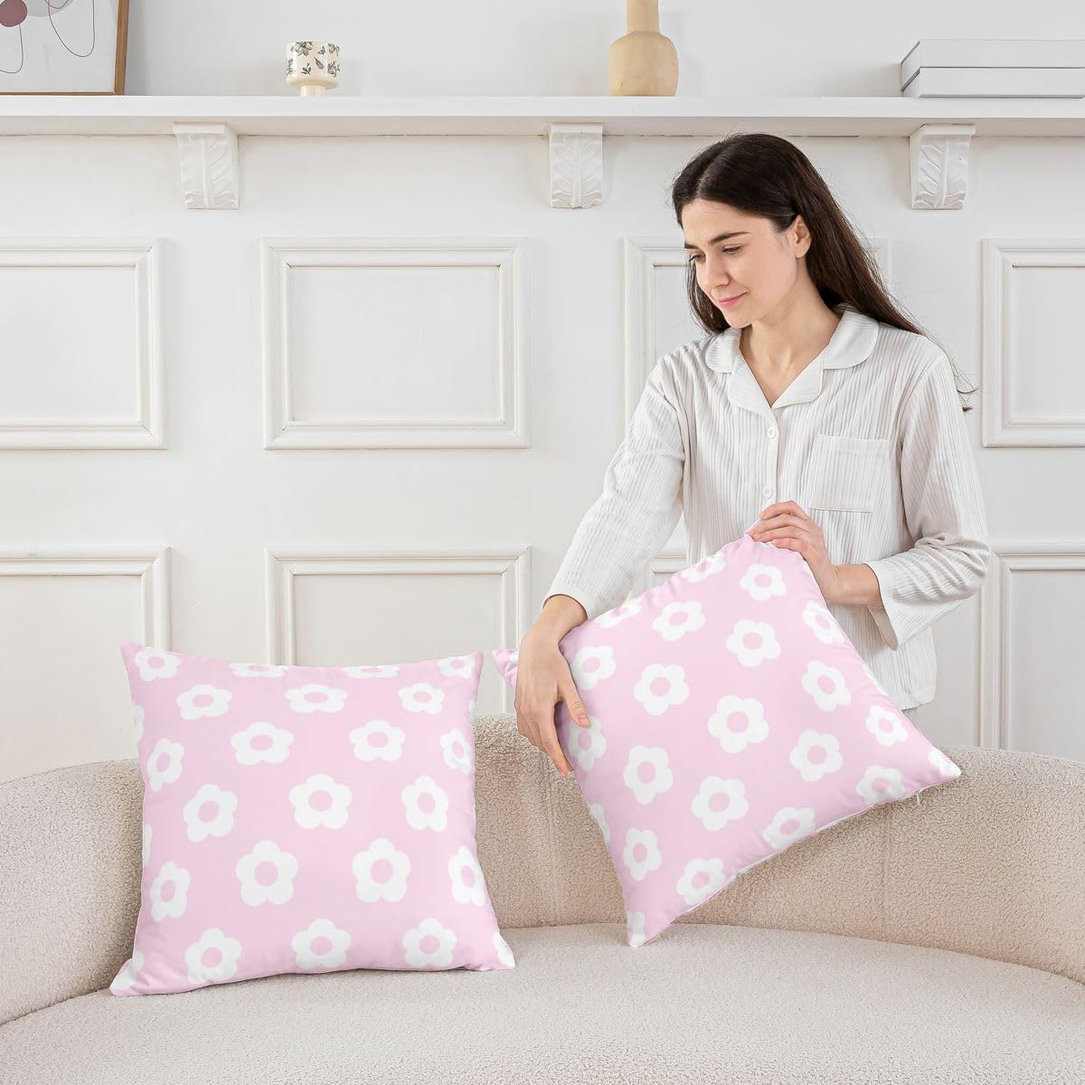 Light Pink Floral Throw Pillow Covers 1 Pcs Princess Flower Cushion Case Romantic Plants Pattern Decor Pillowcase Indoor Outdoor Super Soft 22 x 22-Inch