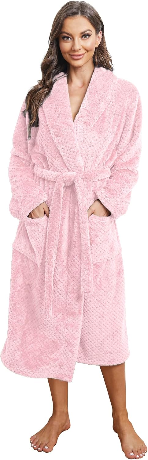 Womens Fleece Robes, Soft Plush Long Bathrobe, Comfy Robes for Womens, Warm House Coat Pineapple Fleece