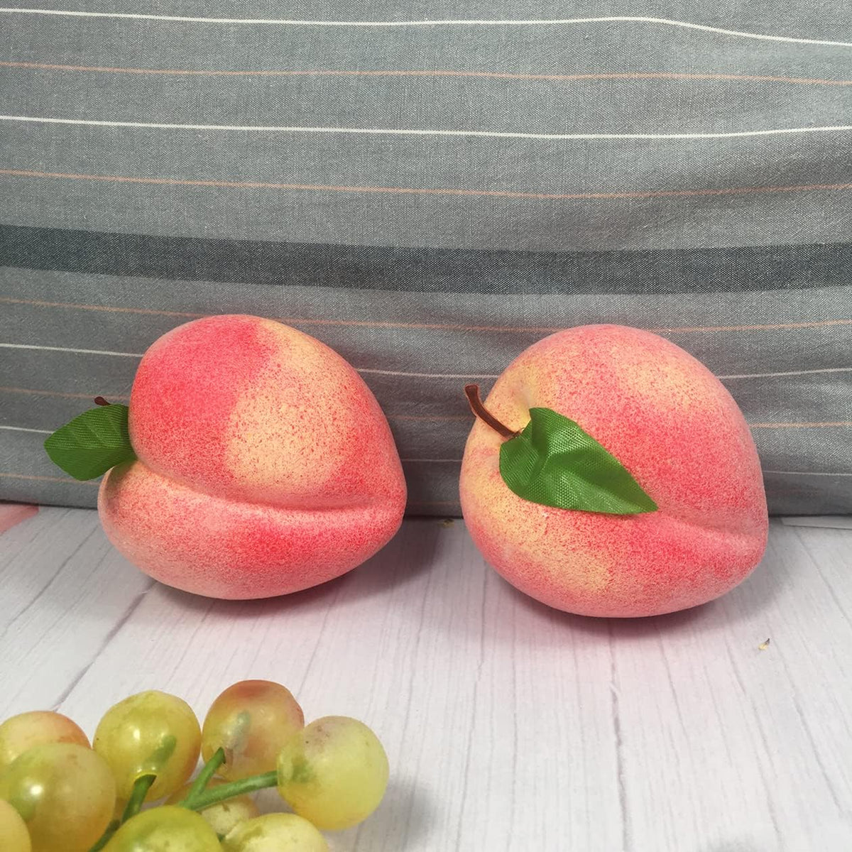 12Pcs Artificial Fruit Fake Simulation Fruit for Home Kitchen Party Photography Prop Wedding Decoration (12Pcs Peach)