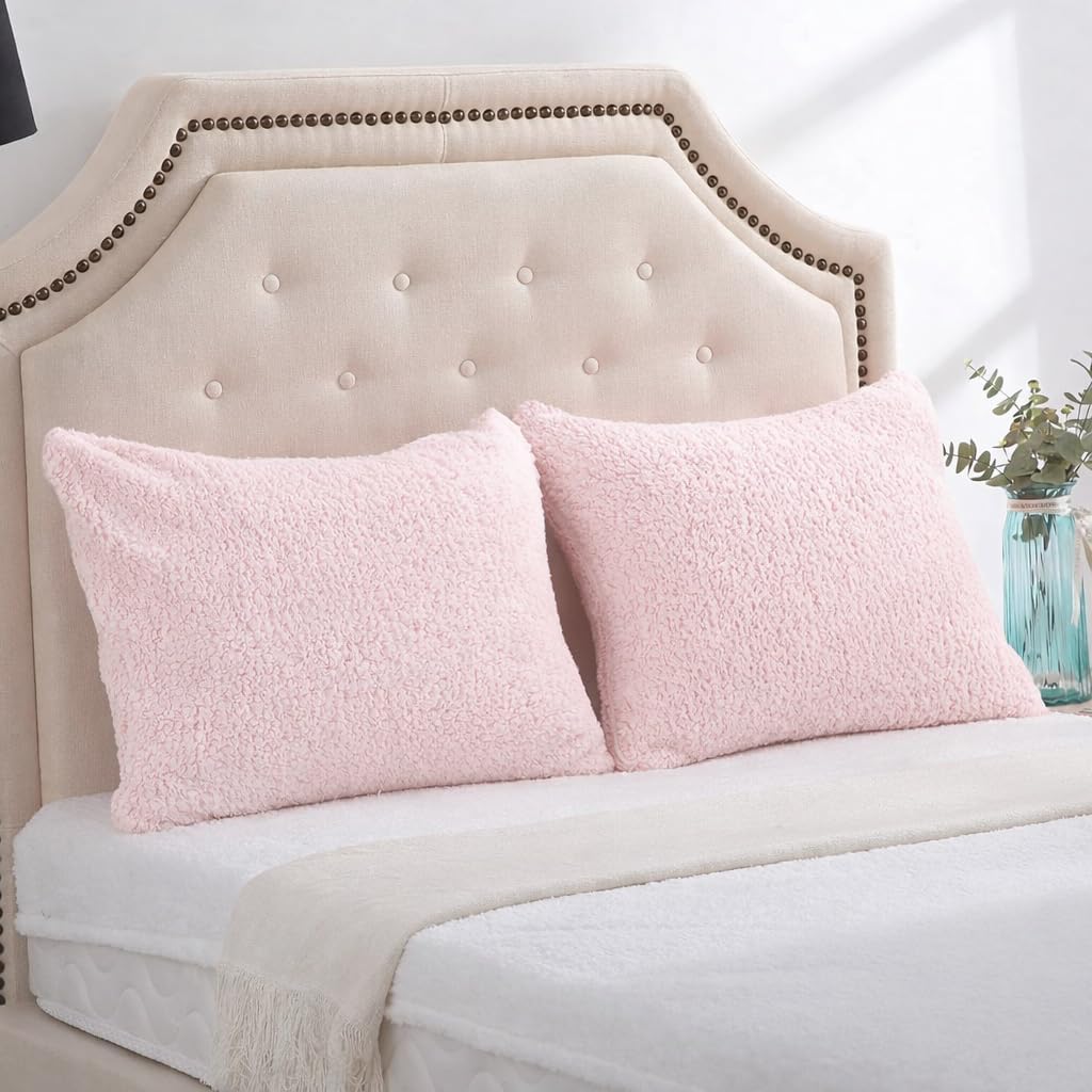 Sherpa Pillowcases Set of 2, 20"x26", Zipper Closure (Pink)
