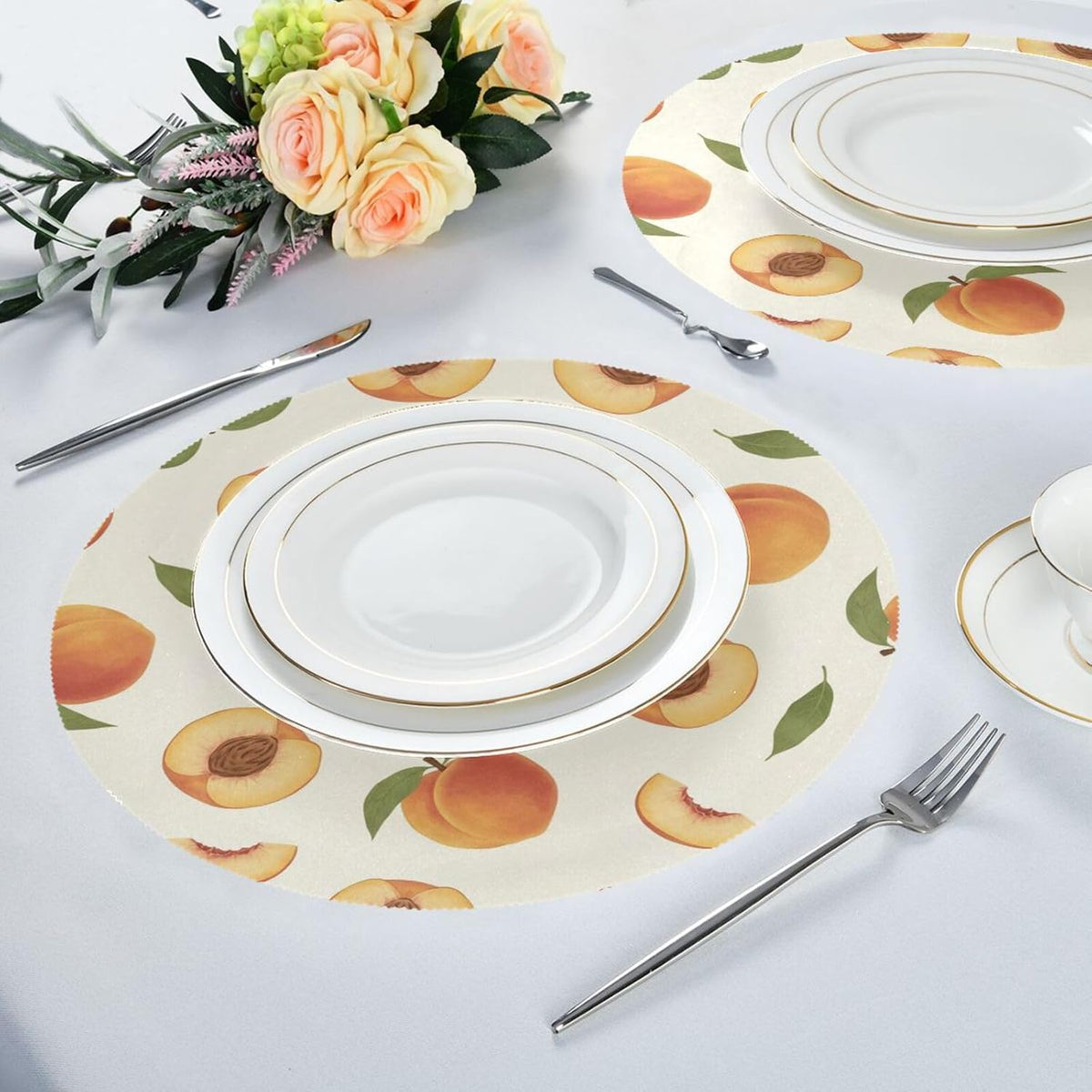 15 inch Peaches Pattern Round Placemats 4 PCS Non Slip Heat Resistant Table Mats for Kitchen Dining Party Table Indoors & Outdoors Decor