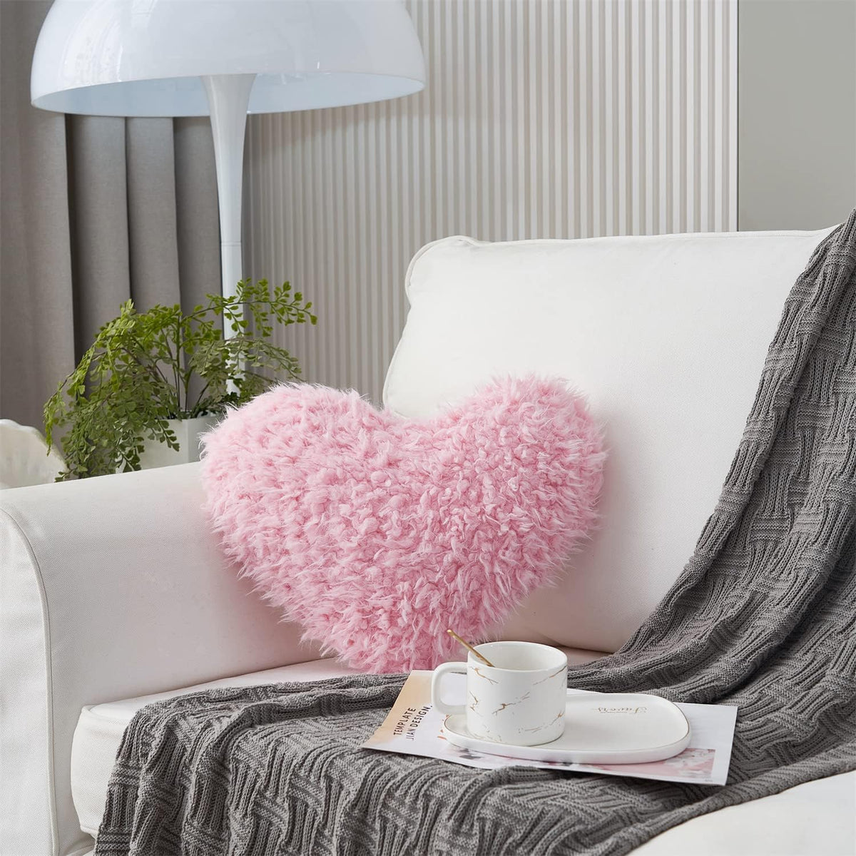 Pink Girl Heart Throw Pillow with Pillow Cover and Insert,Love Pillow，Valentines Day Decor, Shaggy Faux Fur Fluffy Pillow, Gift for Mothers,Girls (Pink,Heart Shape-15.7X15.7Inches)