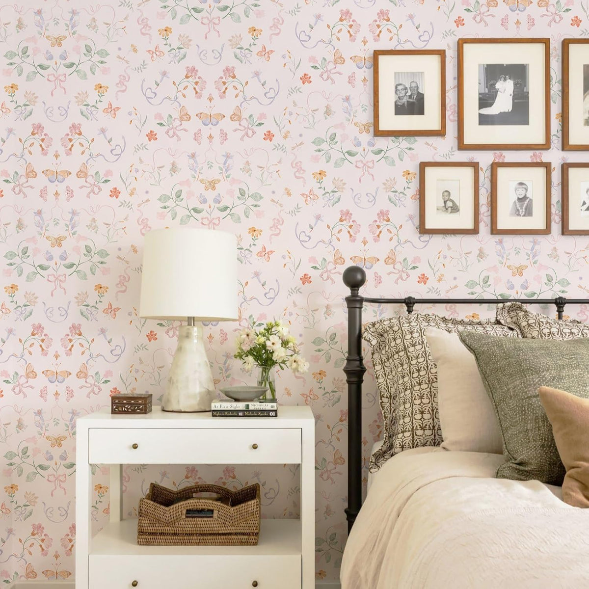 Pink Wallpaper Peel and Stick Floral Wallpaper 17.3in x 32.8ft Green Leaf Contact Paper Vintage French Butterfly Wall Paper for Bedroom Kitchen Nursery Girls Room Removable Vinyl