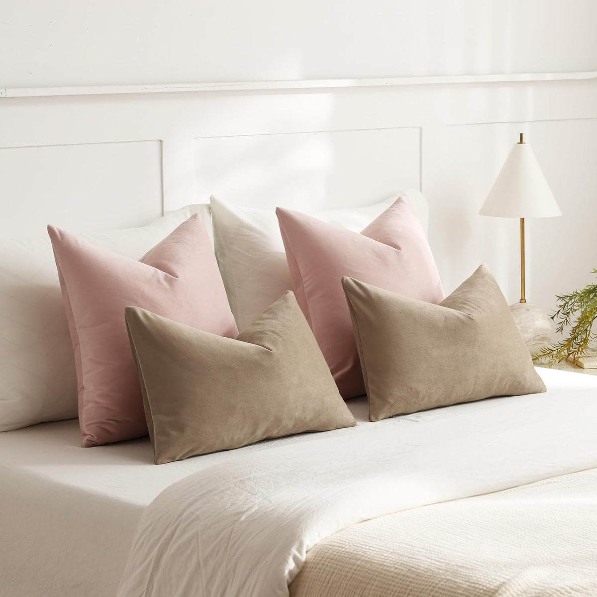 Throw Pillow Covers 16x16 Light Pink: Pack of 2 Cozy Soft Velvet Square Modern Luxury Decorative Throw Pillow Cases for Sofa Couch Living Room Bed Home Decor