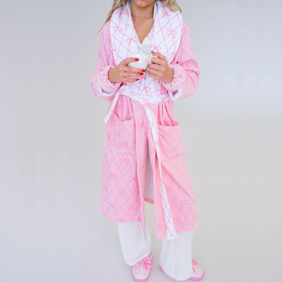 Cute Plush Robes for Women Bow Striped Fluffy Bathrobe Soft Warm Long Robes House Coat Holiday Loungwear