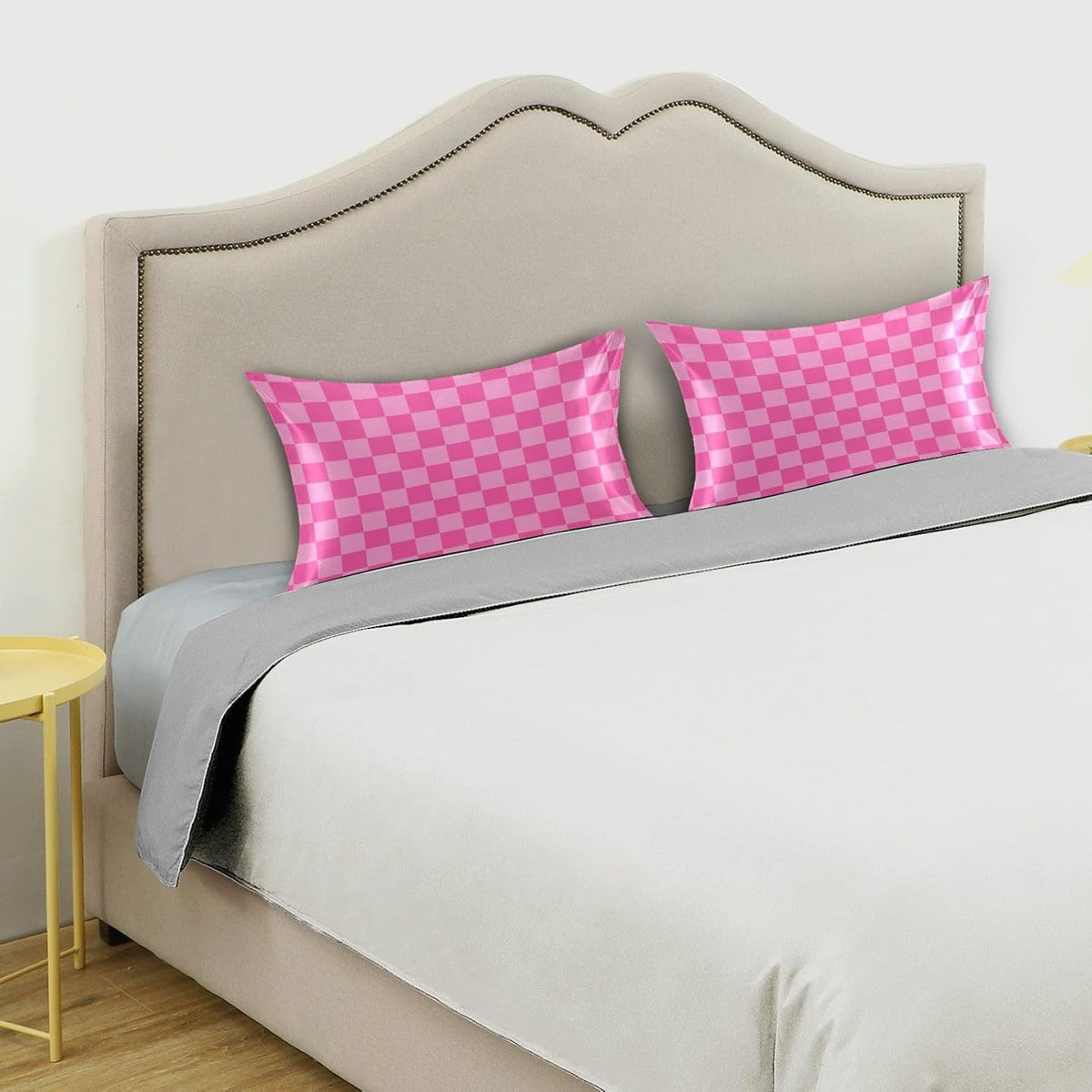 Pink Checkered Pillow Covers Silk Pillowcase for Hair and Skin Breathable Smooth Soft Satin Pillowcase King Size Pillow Case for Girls Women Bed Hot Sleepers (20x30 Inch)