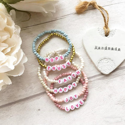 Pink Letter Beads Alphabet Letters White Round Bead, 4x7mm 1200pcs, Pink Beads for Bracelets Friendship Bracelets Making Kit Beads with Box