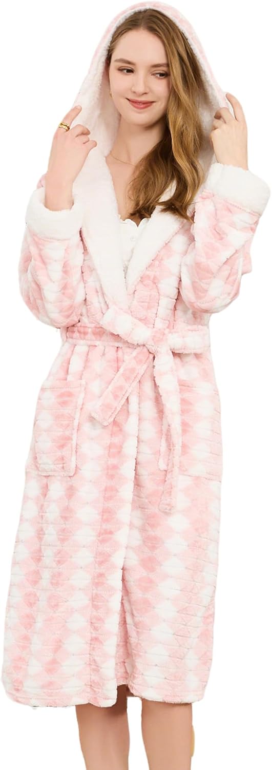 Women’s Plush Hooded Robe, Luxuriously Soft and Warm Fleece Bathrobe for Home Spa and Lounge