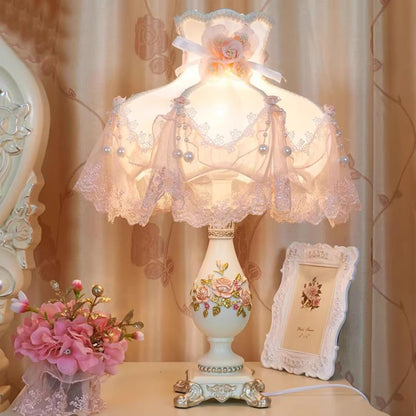 Victorian Style Table Lamp Pink Princess lamp, Romantic Bedroom Night Light with Resin Flower Carved Base, Bedside Desk Lighting for Girl's Room Bedroom Reading