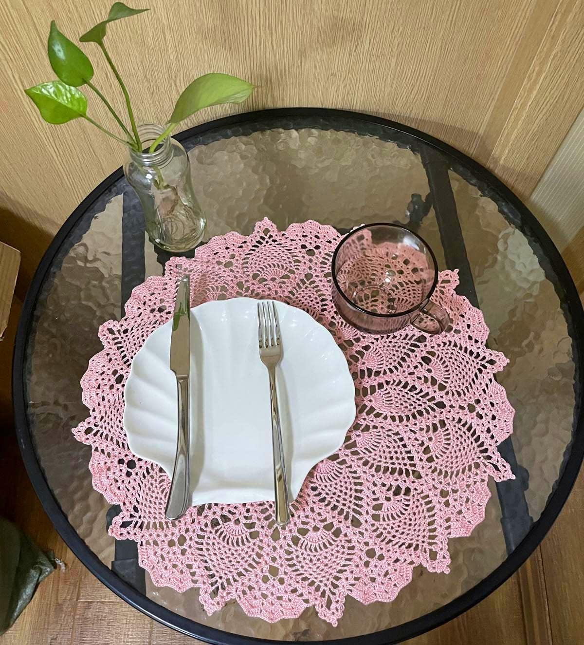 Anniversary Mother's Day Lace Placemats Table Doilies Round Handmade Crochet Doily Kitchen Cup Mug Mats (Pink, 16 to 18 inches-1PC)