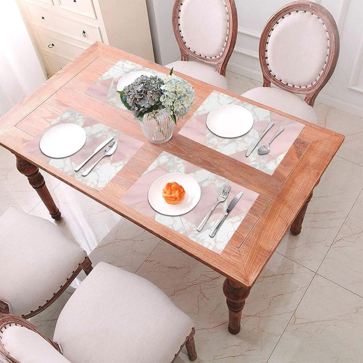 4 PCS Placemats Set Pink and Gold Marble Woven Placemats for Dining Table Heat Resistant Place Mats Non-Slip Washable PVC Table Mats for Party Kitchen Dining Decoration 12 x 18 Inch