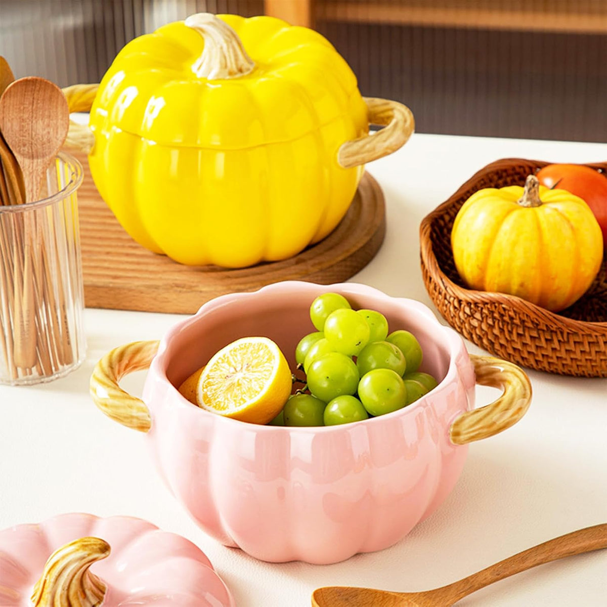 Dutch Oven Pot with Lid, Pumpkin Pottery Dessert Saucepan, Mini Baking Dish Cute Pumpkin Bowl, Covered Dutch Oven Ceramic Stockpot, Pumpkins-Shaped Casserole (Pink)