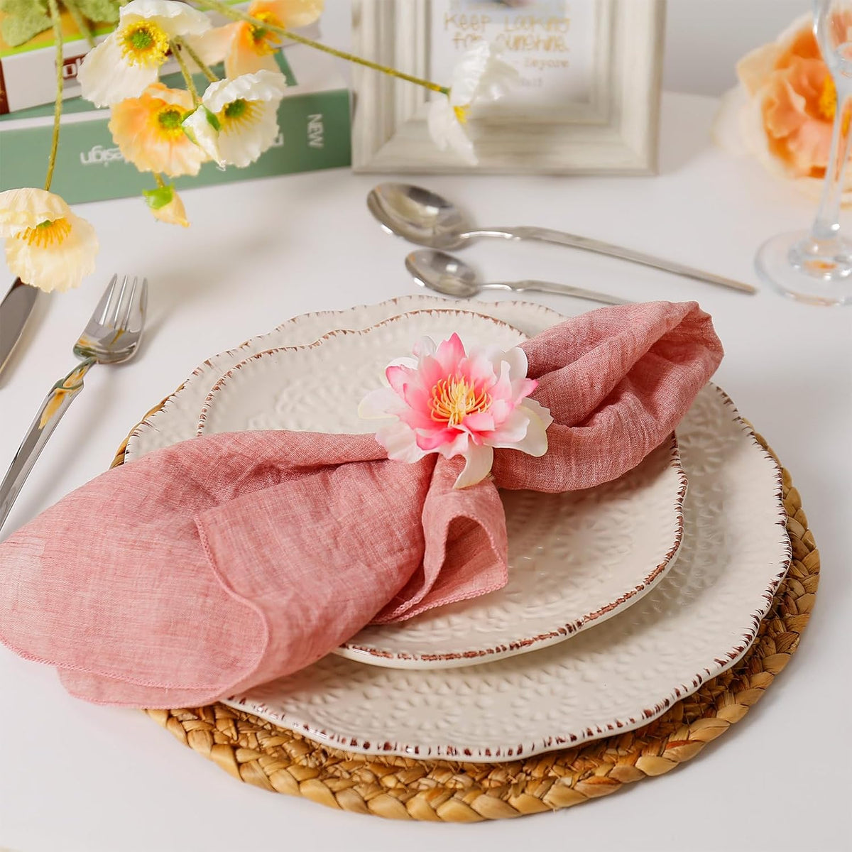 Pink Dahlia Flower Napkin Rings Set of 8, Handmade Floral Napkin Rings with Jute Buckles Dinner Napkin Holder for Valentine's Day, Wedding, Dinners, Festival Parties Table Decoration(Pink)