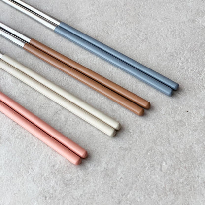 304 Stainless Steel durable Lightweight Korean-style Beautiful Cutlery Spoon and Chopsticks Set Scratch Resistant 2Pieces (Peach Pink+Peach Pink)