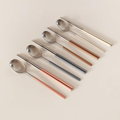 304 Stainless Steel durable Lightweight Korean-style Beautiful Cutlery Spoon and Chopsticks Set Scratch Resistant 2Pieces (Peach Pink+Peach Pink)