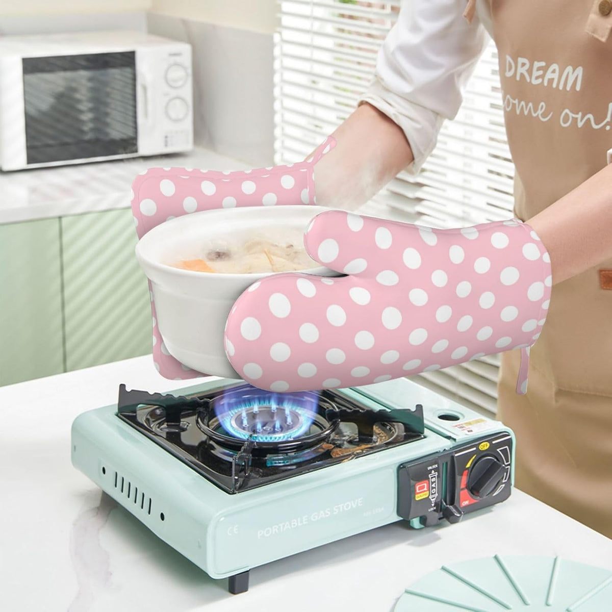 Light Pink Polka Dot Print Oven Mitts and Pot Holders Sets - Heat Resistant Silicone Oven Mitts Pot Holders for Kitchen Cooking Baking, Non-Slip Ovens Gloves Hot Pads Potholders