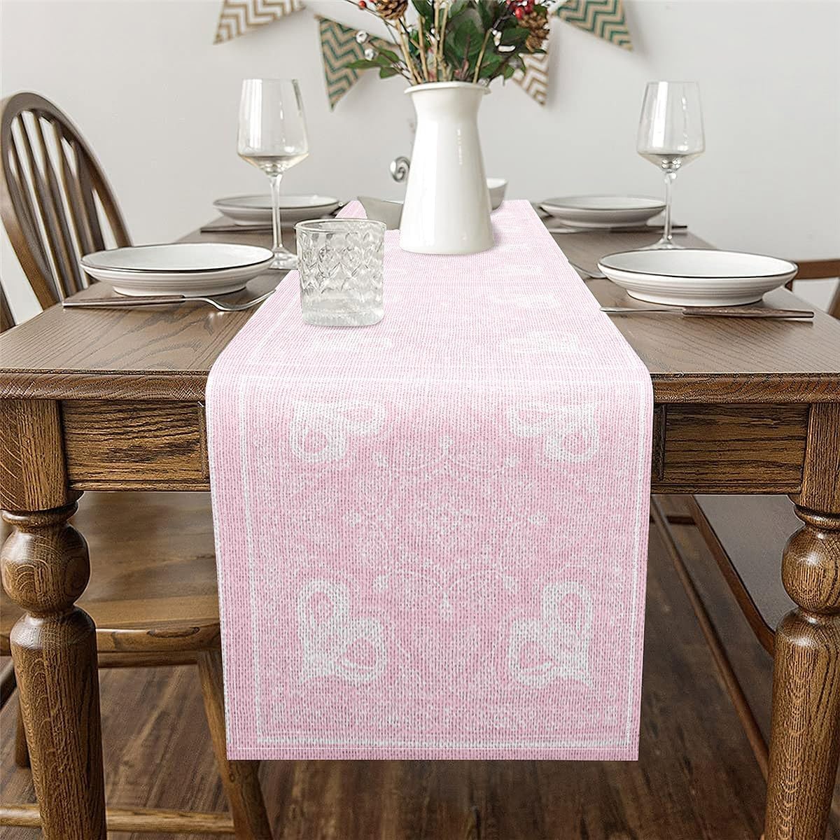 Pink White Damask Heart Table Runner European Baroque Style Table Runners for Kitchen Dining Room Exotic Luxurious Paisley Floral Dresser Runners for Home Party Decor 72x13 Inch