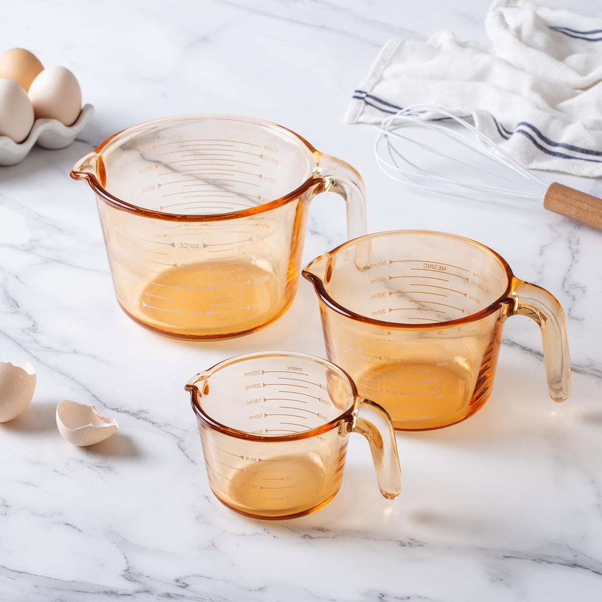 Glass Measuring Cups - Ideal for Cooking and Baking, Yellow